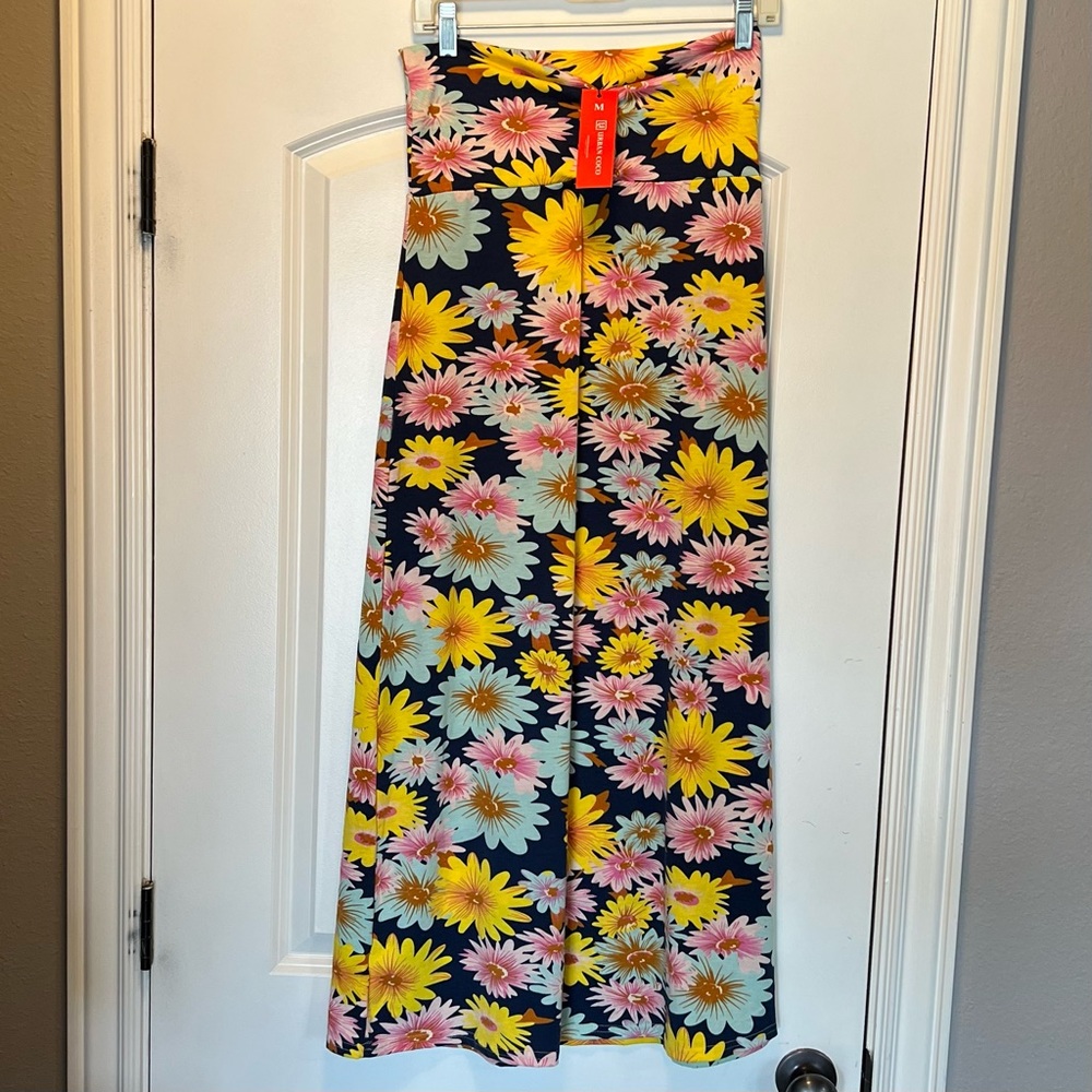NWT Urban Coco Maxi Skirt Medium
